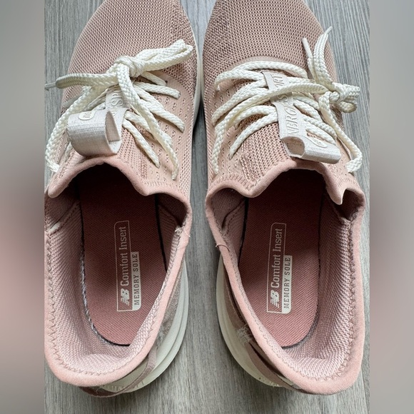 New Balance Women’s  DynaSoft Nergize Sport v2 Running Sneakers - Picture 5 of 15